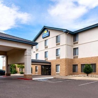 Days Inn & Suites by Wyndham Denver International Airport Thumbnail