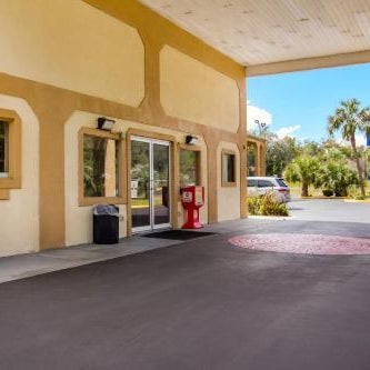 Americas Best Value Inn Darien Thumbnail