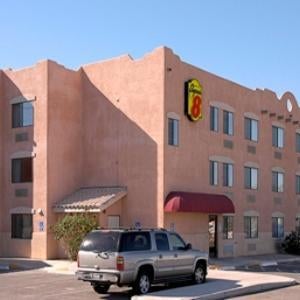Super 8 by Wyndham Yuma Thumbnail