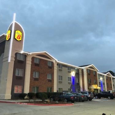 Super 8 by Wyndham Bedford DFW Airport West Thumbnail