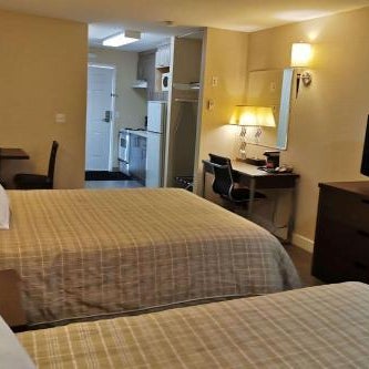 Rodeway Inn & Suites Thumbnail