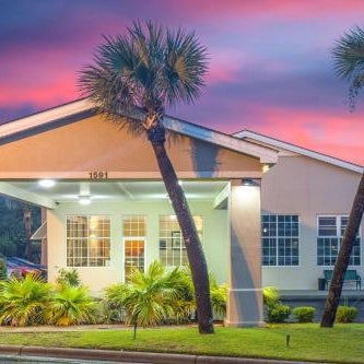SureStay Hotel by Best Western North Myrtle Beach Thumbnail