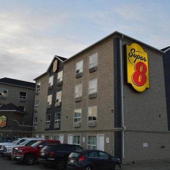 Super 8 by Wyndham Grande Prairie Thumbnail