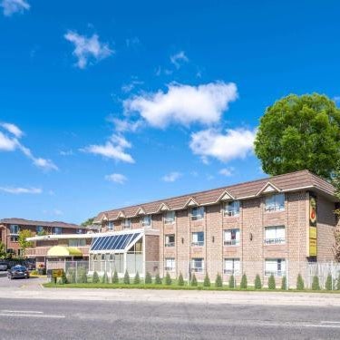Super 8 by Wyndham Toronto East ON Thumbnail
