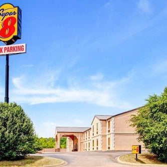 Super 8 By Wyndham Forrest City Thumbnail
