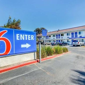 Motel 6-Stockton, CA - Charter Way West Thumbnail