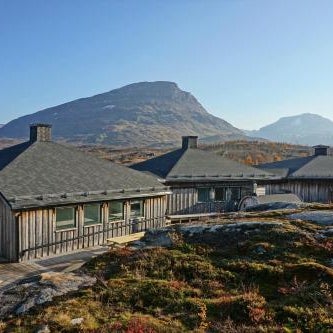 Arctic Lodge
