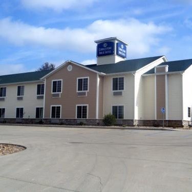 Cobblestone Inn & Suites - Bloomfield Thumbnail