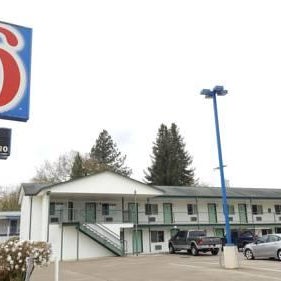 Motel 6 Albany, OR
