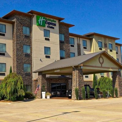 Holiday Inn Express and Suites Heber Springs By IHG Thumbnail
