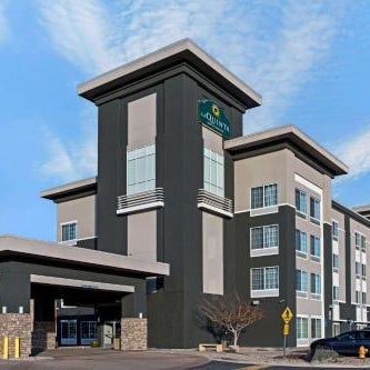 La Quinta Inn & Suites by Wyndham Denver Gateway Park Thumbnail