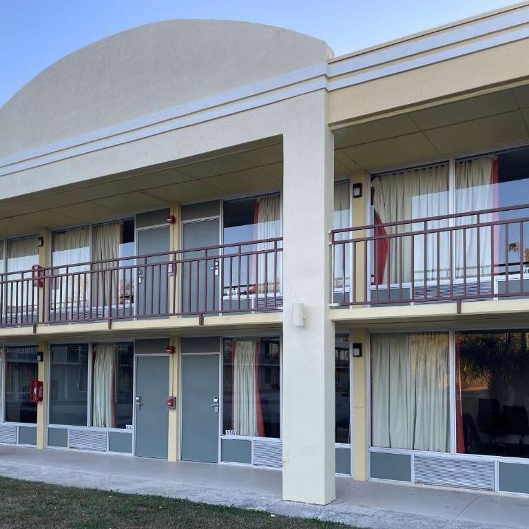 Econo Lodge Thumbnail