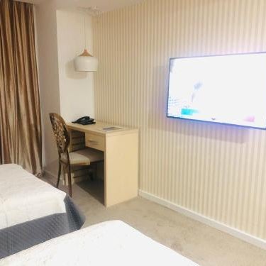 Hotel Plaza Thumbnail