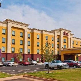 Hampton Inn By Hilton And Suites Elk City Thumbnail