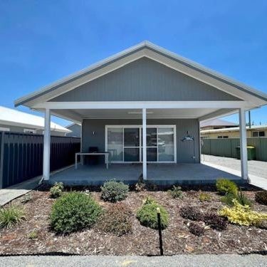Jurien Beachfront Chalets Thumbnail