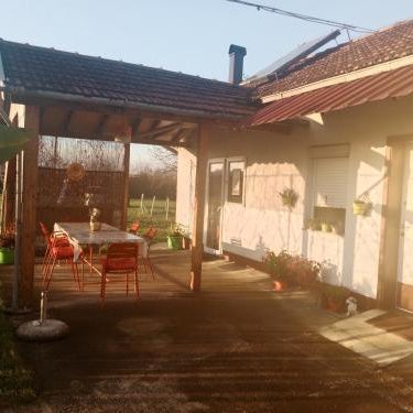Blossom Cottage - ''Green Energy"'