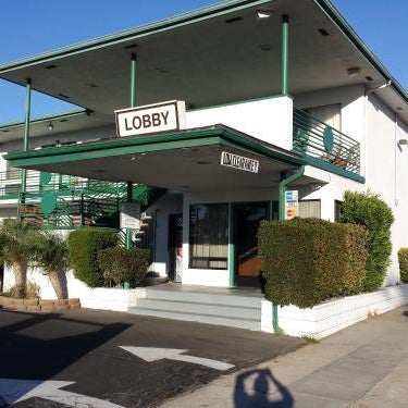 Travelers Beach Inn Thumbnail