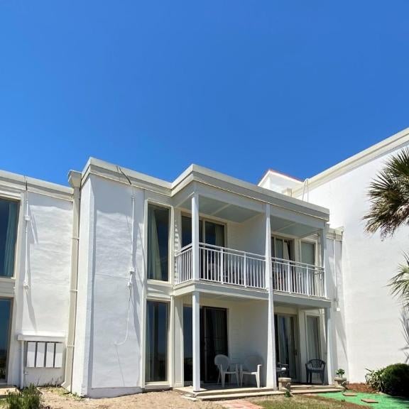 Villas by The Sea Deluxe Two Bedroom Apartment Thumbnail