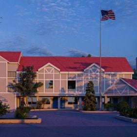 Hotel Manteo, Trademark Collection by Wyndham Thumbnail