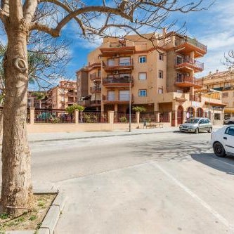 A&N Beachside Terrace Apartment with Pool & Parkin