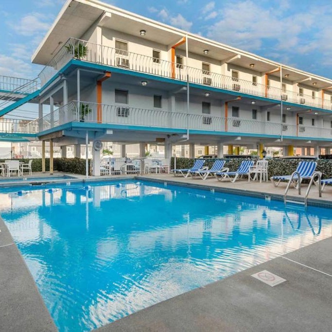 Hotel Cabana Oceanfront/Boardwalk Thumbnail