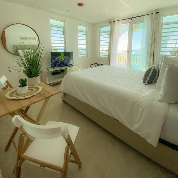 Tres Palmas Boutique Hotel Thumbnail