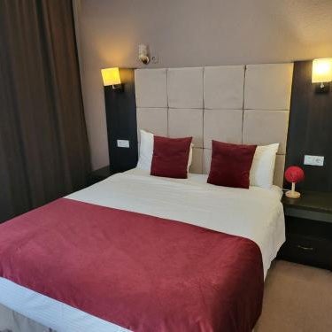 Shadow Boutique Hotel & SPA