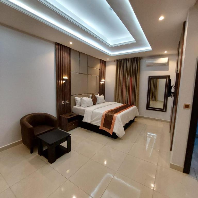 Entrust Hotel and Suites Thumbnail