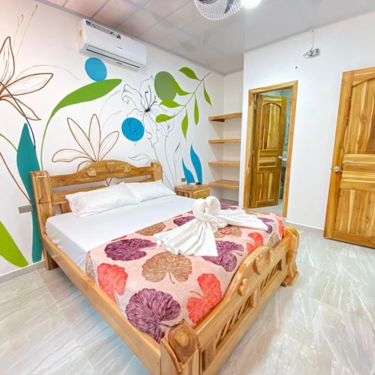HOSTAL LAS FLORES