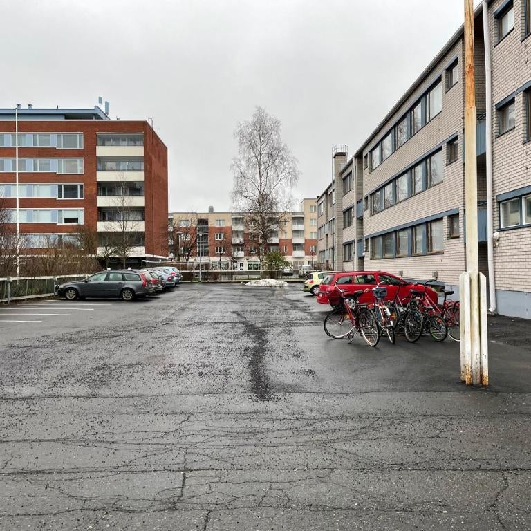 Kiva majoitus 1-4hlö, 500m keskustaan, parkkipaikka Thumbnail