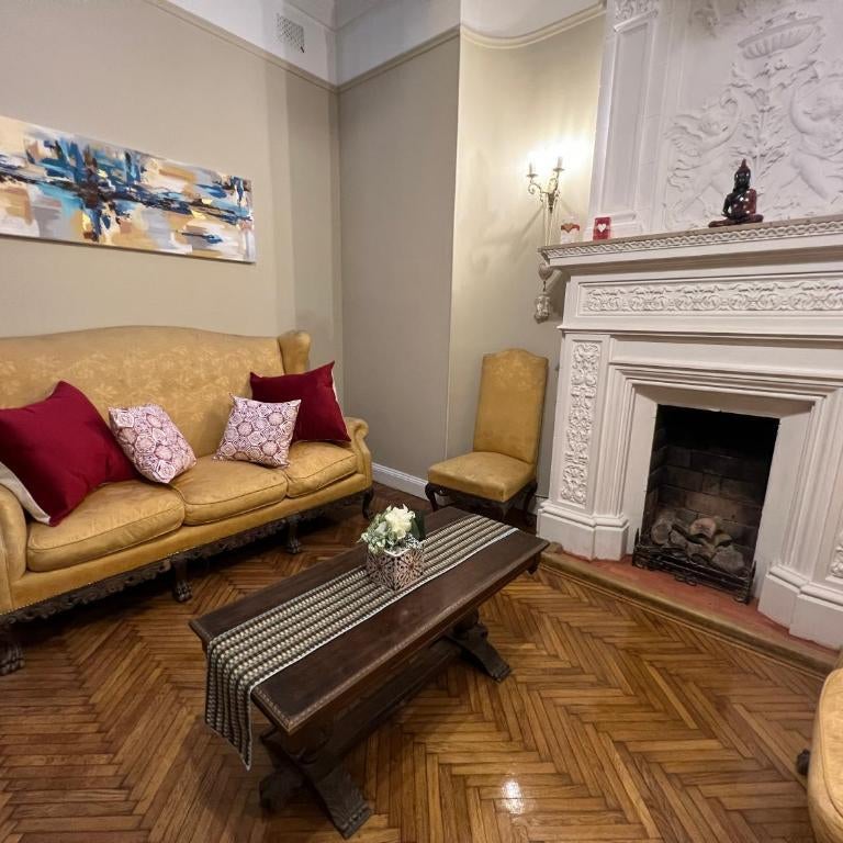 Flor de Lino Posada Porteña Thumbnail