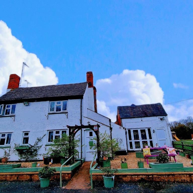 The Evergreen Hotel Thumbnail