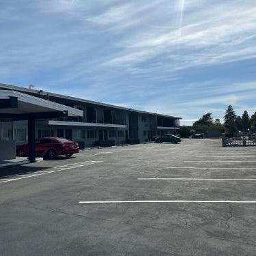 SeaSide Inn & Suites Thumbnail