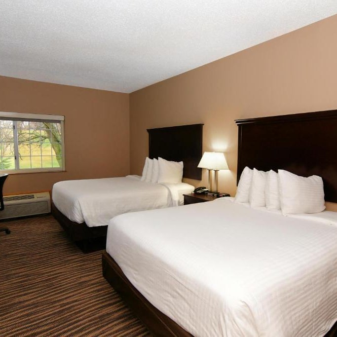 Cobblestone Hotel & Suites-Sheldon Thumbnail