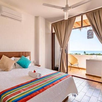 Punta Kai Hotel & Hostal