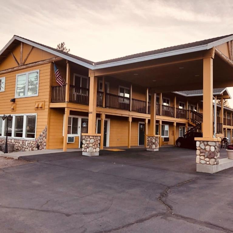 Antlers Inn Thumbnail
