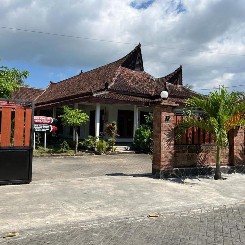 Capital O 92615 Villa Utama D'alas Purwo