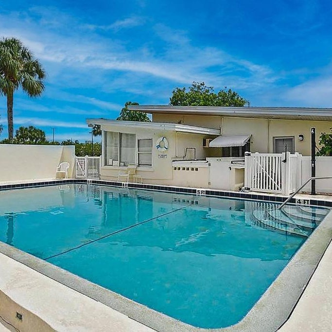 Pelican Gardens 7 By Lido Beach Thumbnail