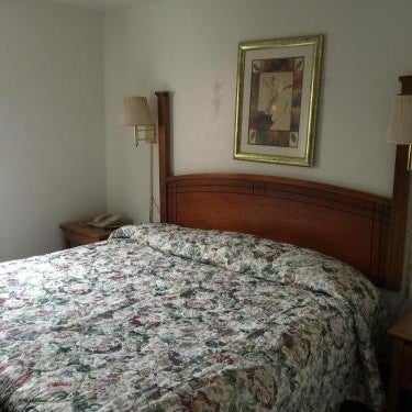 Econo Lodge Portage Thumbnail
