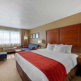 Comfort Inn River's Edge Thumbnail