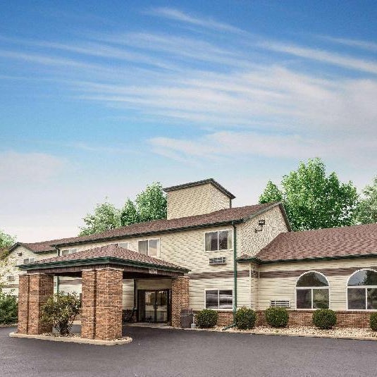 AmericInn by Wyndham Streator Thumbnail