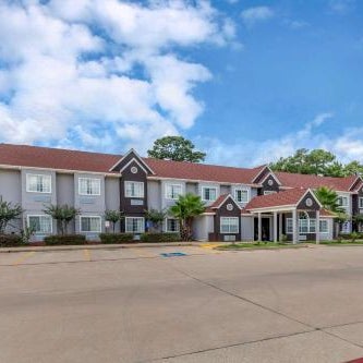 Quality Inn & Suites Longview I-20 Thumbnail