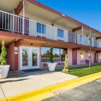 Americas Best Value Inn Danville Thumbnail
