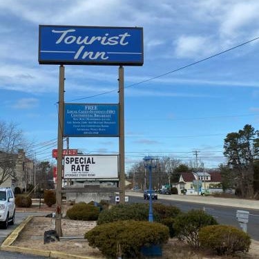 Tourist Inn Thumbnail