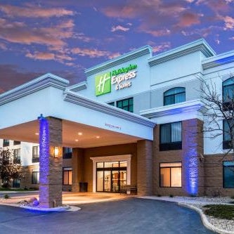 Holiday Inn Express and Suites Cedar Falls Waterloo By IHG Thumbnail