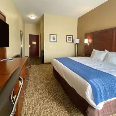 Comfort Inn East Windsor Thumbnail