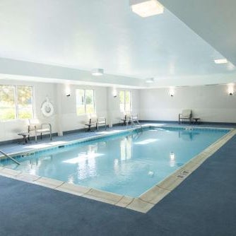 Country Inn & Suites by Radisson, Elizabethtown, KY Thumbnail