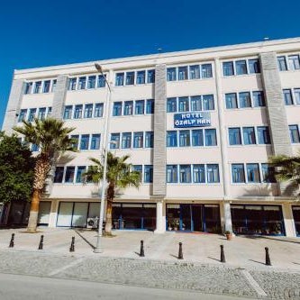 Ozalp Han Hotel