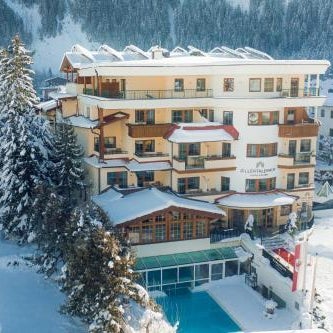 Alpine Hideaway ZILLERTALERHOF - 4 Sterne Superior