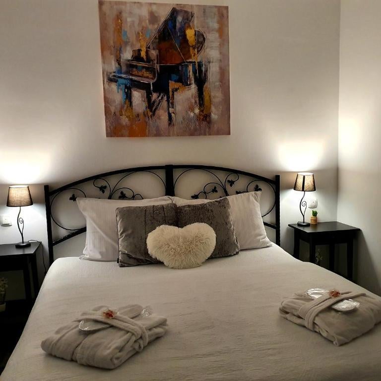 Central Luxury Apartments Thumbnail